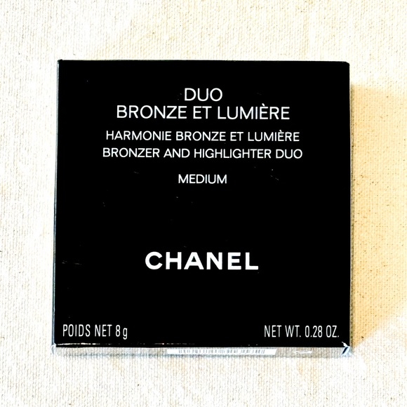CHANEL BEAUTY Duo Bronze Et Lumière Powder Compact in Medium, NEW NIB - RARE! - Picture 7 of 10